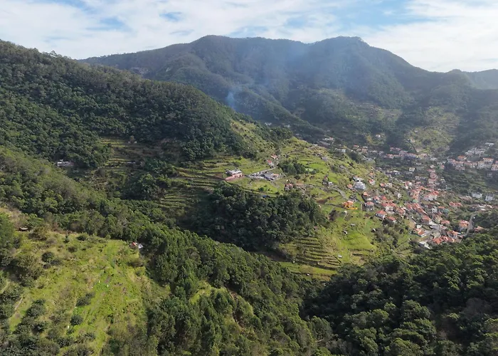 Seaside & Levada Escape * Machico (Madeira)