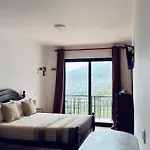 Apartament Seaside & Levada Escape Machico (Madeira)
