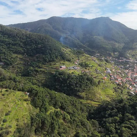 Seaside & Levada Escape * 마치코