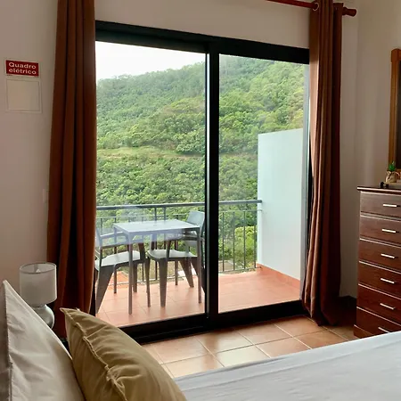 Apartment Seaside & Levada Escape